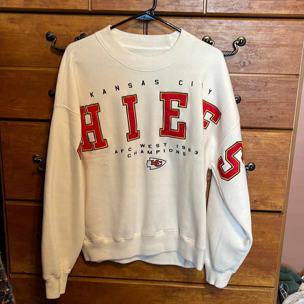 A&F Men’s size XS Chiefs sweatshirt